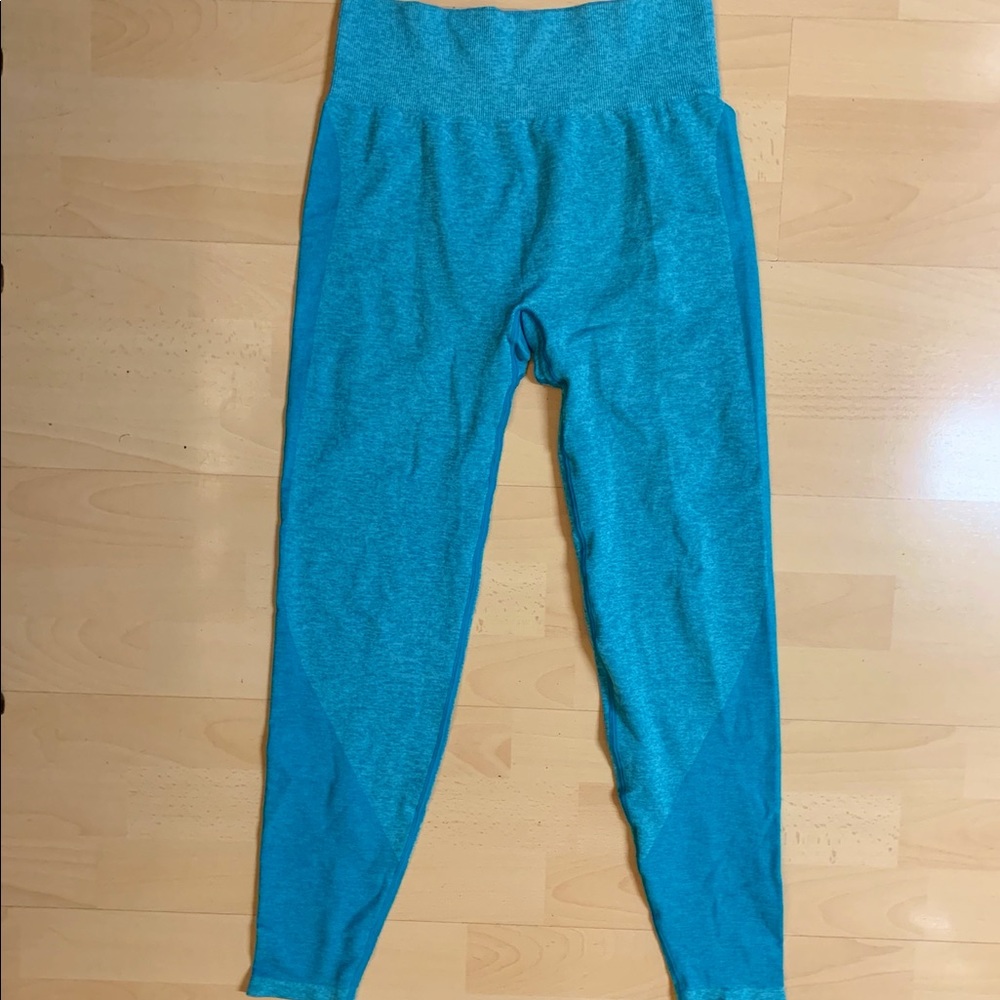 VS Pink Workout Leggings